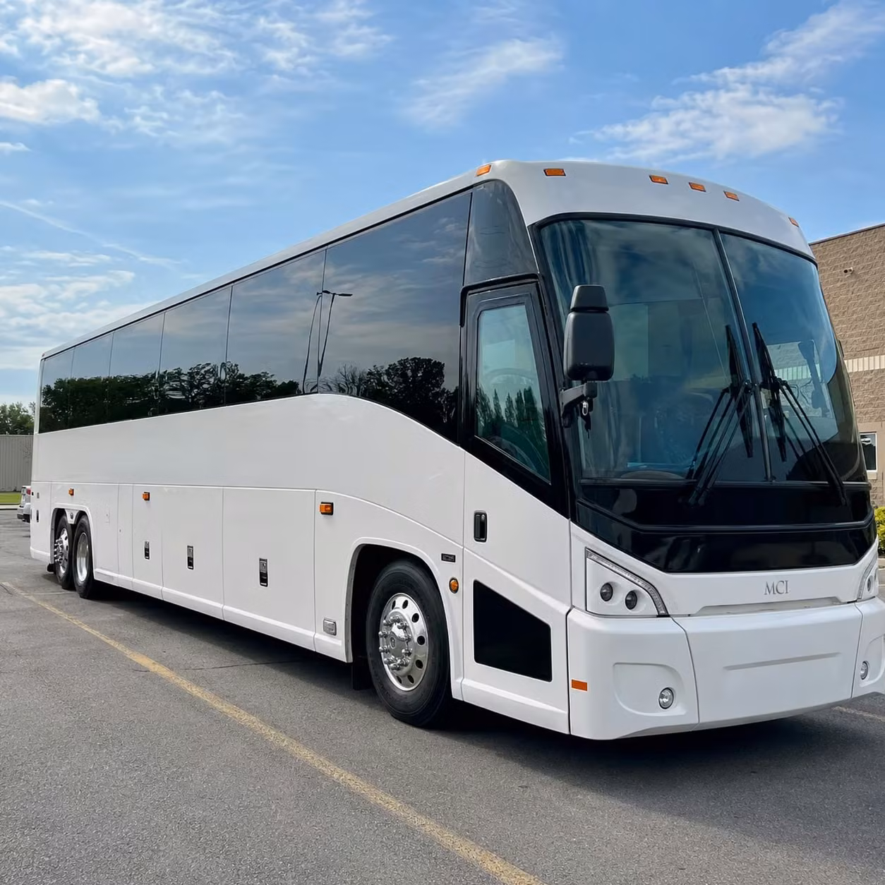 charter buses for kent school field trips to the pacific science center and seattle museums