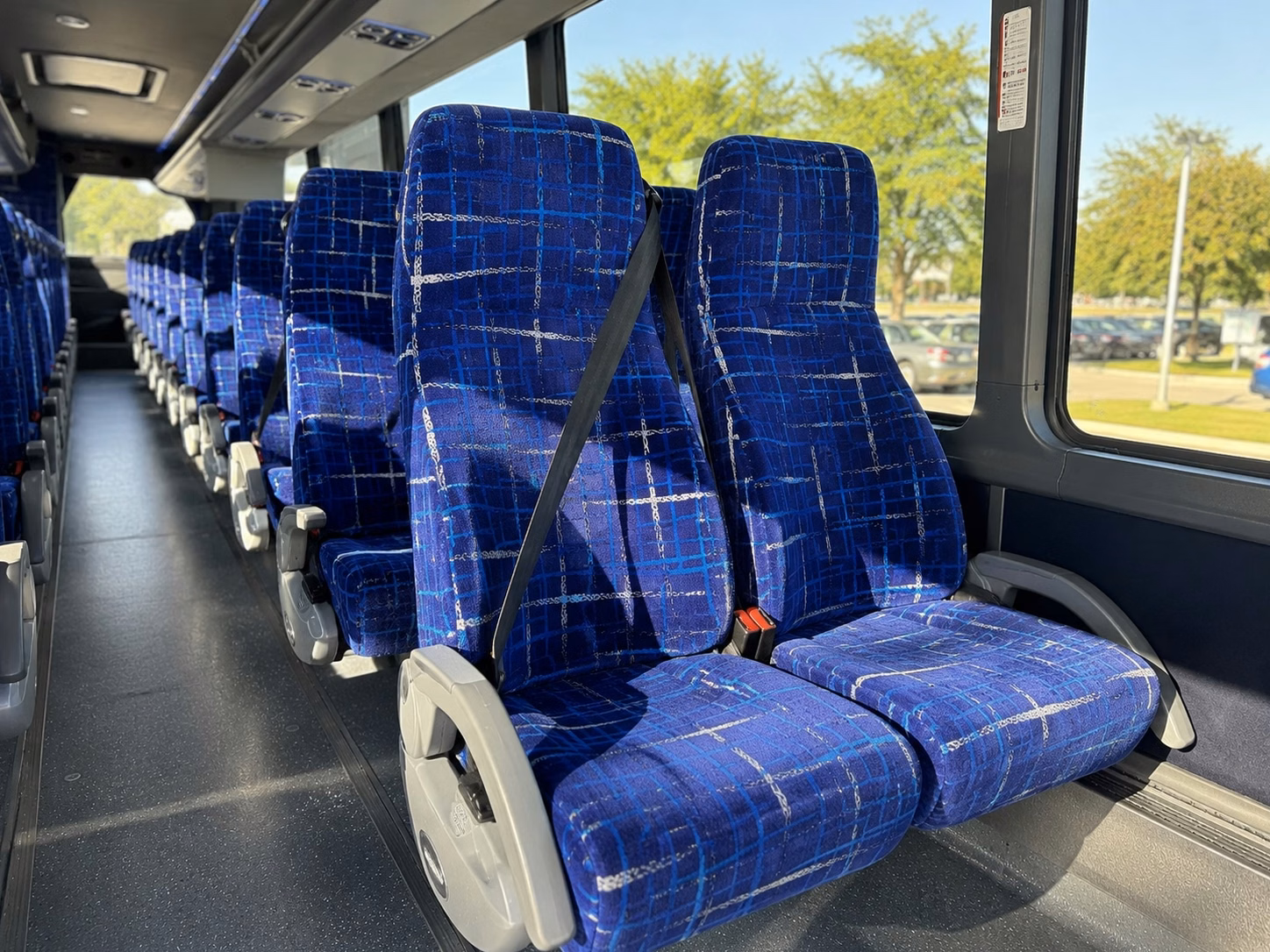 kent wedding guest shuttles that keep every guest on schedule
