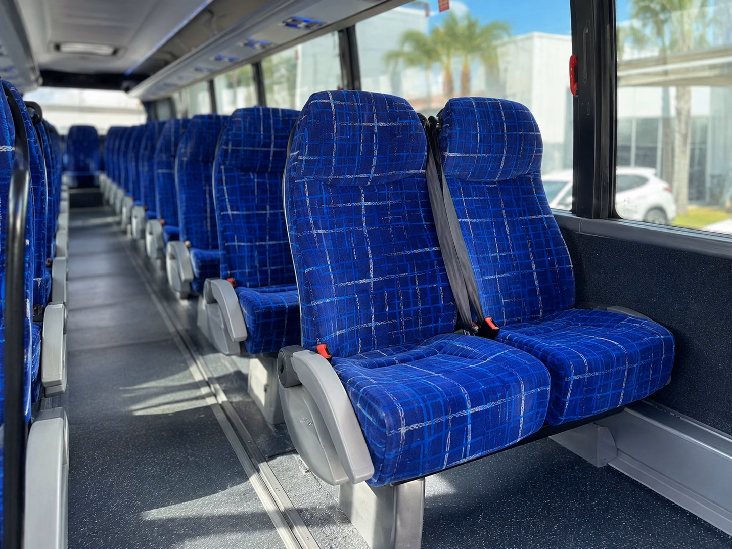 shuttle service between kent wedding venues and nearby hotels
